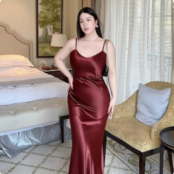Plus Size Camisole Dress – Elegant Waist-Up Sleeveless Dress for Women - Image 5