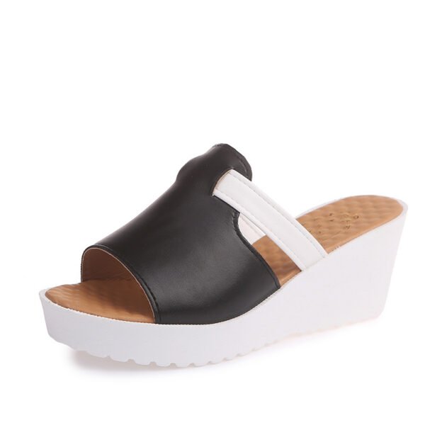 Wedge heels and slippers - Image 5