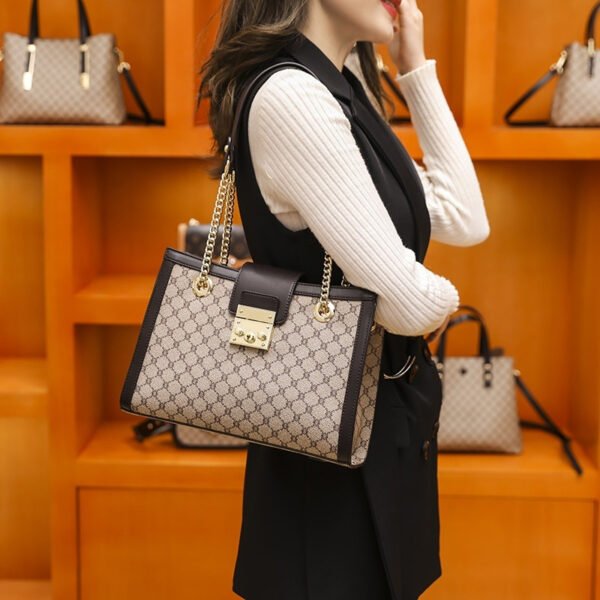 Women’s Genuine Leather Fashion Bag – Stylish Handbag for Daily