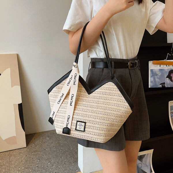 Commuter Hand-carrying Bag