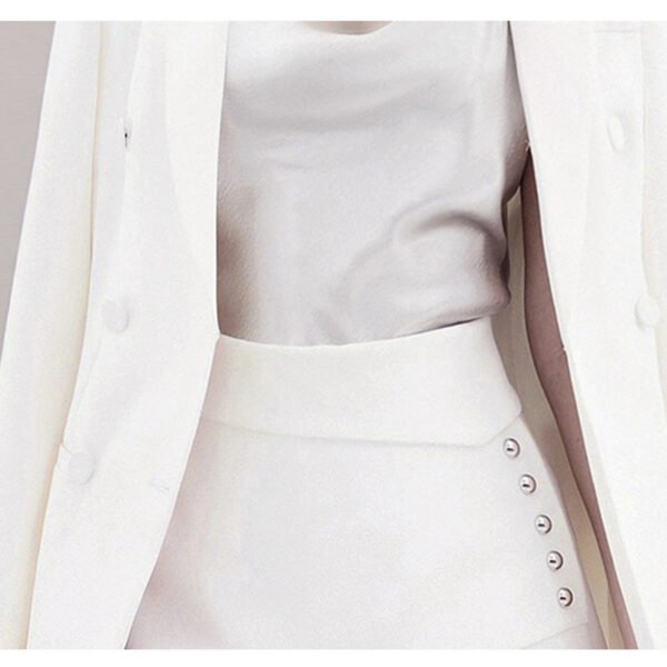Women's Fashion Short Skirt French Niche Three Piece Set - Image 2