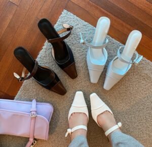 Low Heel Strap Sandals