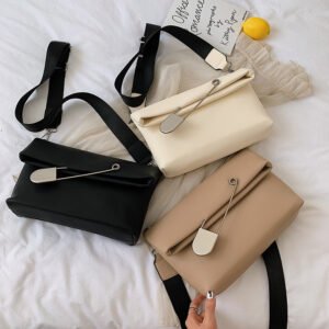 Large Pin Folding Wild Tide Messenger Bag Large Capacity Simple Small Square Bag