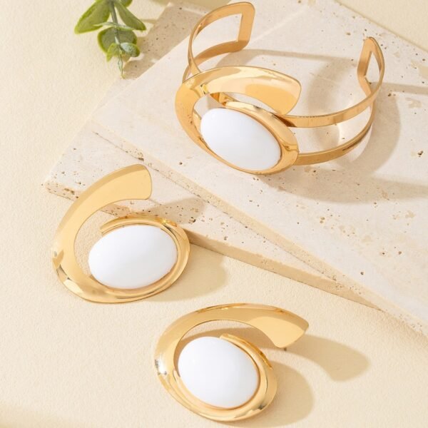 Exaggerated Geometric Trend Irregular Retro Circle Stud Earrings Bangle Women Jewelry Suit - Image 6