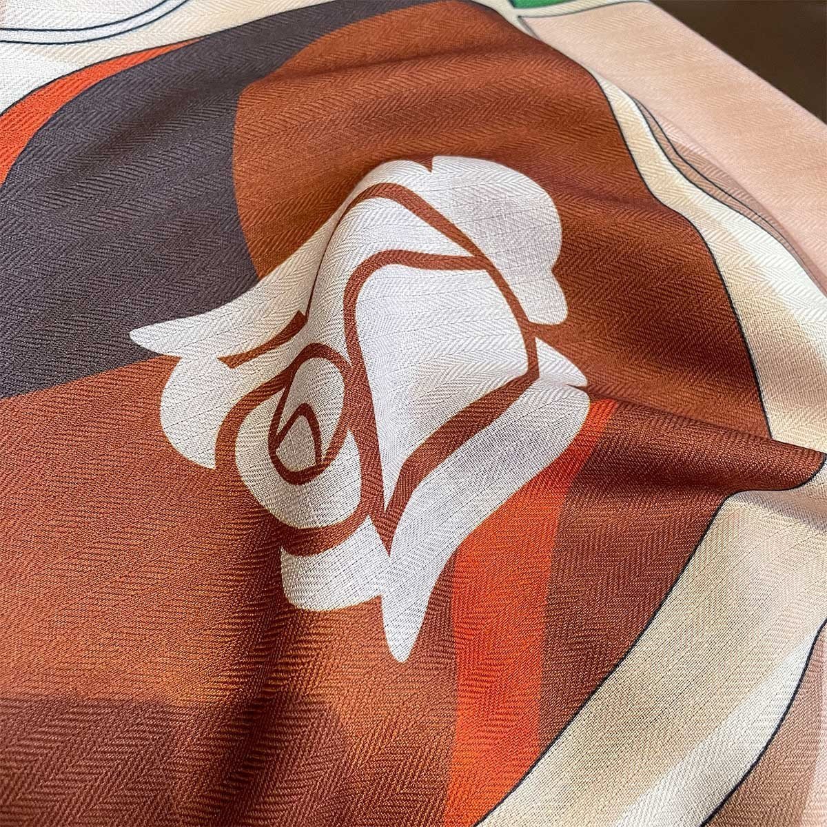 Printing Color Contrast Double-sided Different Color Dual-use Large Kerchief Scarf - Image 3