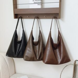 Textured Soft Leather Large Capacity Underarm Bag Commuting