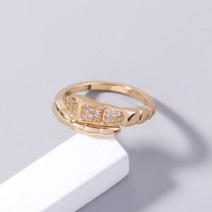 High-end Luxury Zircon Rattlesnake Ring
