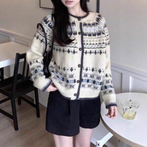 Autumn And Winter Women's Contrast Color Loose Fairisland Knitted Cardigan
