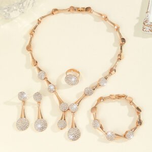 Fashion Exquisite Gold Diamond Necklace and Earrings Suite – Elegant Jewelry Set for Women